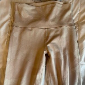 Aerie offline rose camo leggings